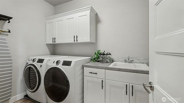 6511 232nd Avenue E, Buckley, WA 98321