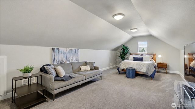 6511 232nd Avenue E, Buckley, WA 98321