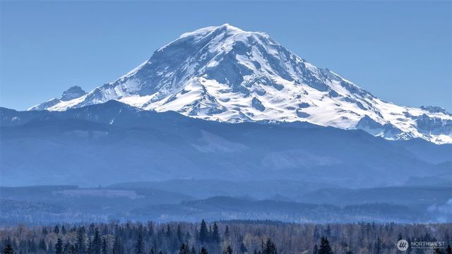 6511 232nd Avenue E, Buckley, WA 98321