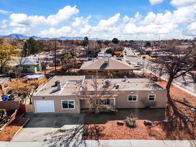 7604 Hannett Avenue NE, Albuquerque, NM 87110