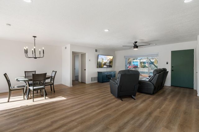 7604 Hannett Avenue NE, Albuquerque, NM 87110