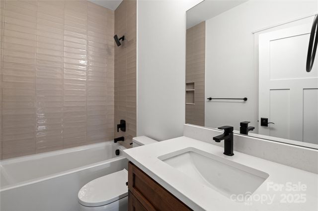 127 Creekside Valley Lane, Arden, NC 28704