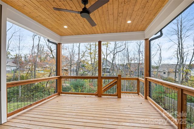 127 Creekside Valley Lane, Arden, NC 28704