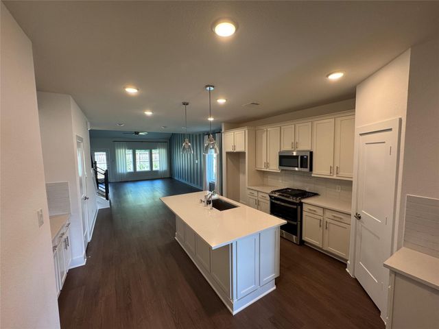 1710 Serenity Moon Drive, Crosby, TX 77532