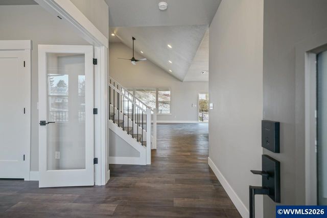 3250 Earhart St S, Salem, OR 97302