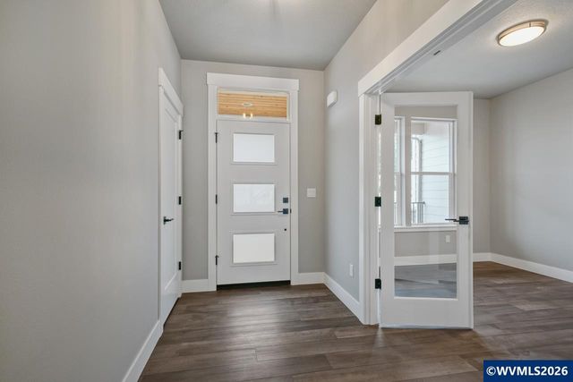 3250 Earhart St S, Salem, OR 97302