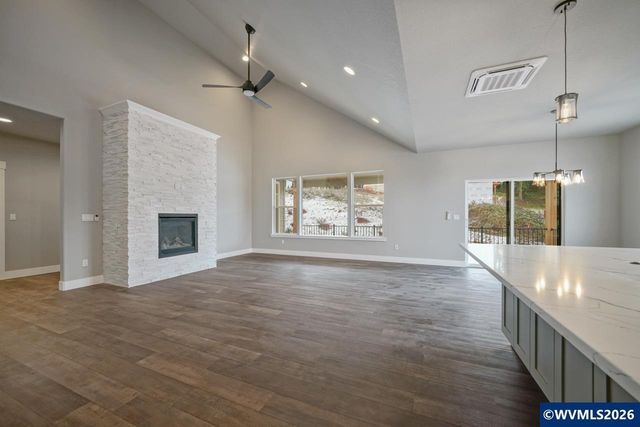 3250 Earhart St S, Salem, OR 97302