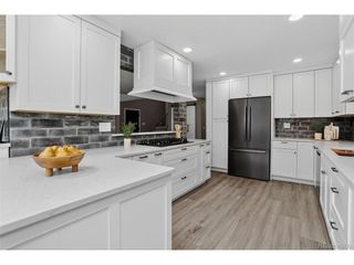 8226 S Dover St, Littleton, CO 80128