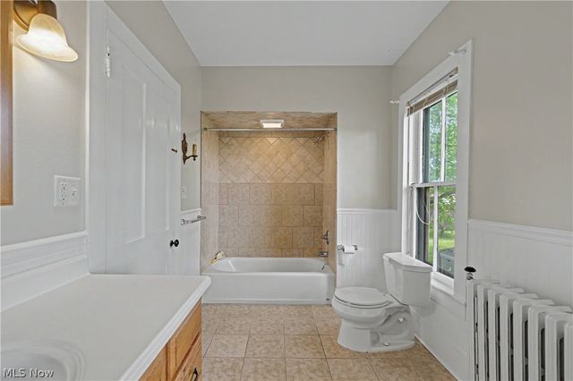 1740 W Comet Road, New Franklin, OH 44216