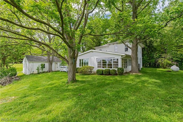 1740 W Comet Road, New Franklin, OH 44216