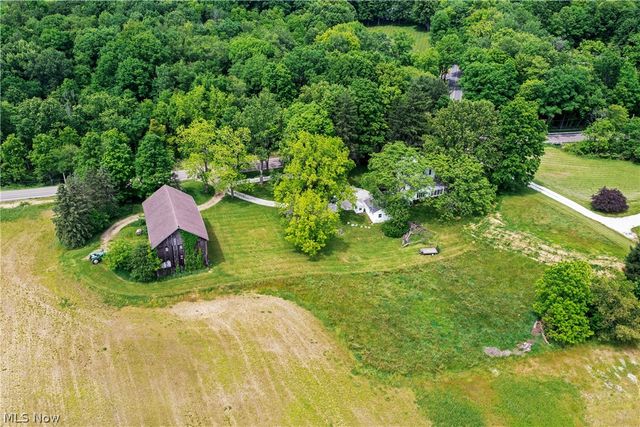 1740 W Comet Road, New Franklin, OH 44216