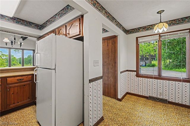 1740 W Comet Road, New Franklin, OH 44216