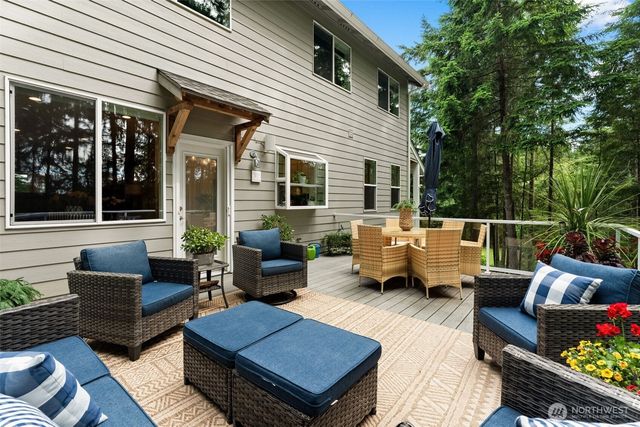 6722 77th Avenue Ct NW, Gig Harbor, WA 98335