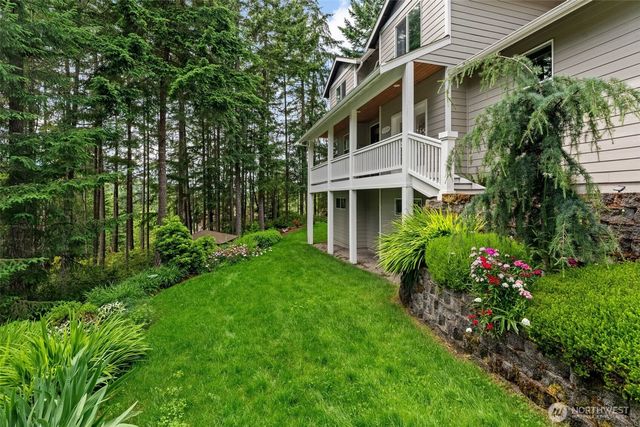 6722 77th Avenue Ct NW, Gig Harbor, WA 98335