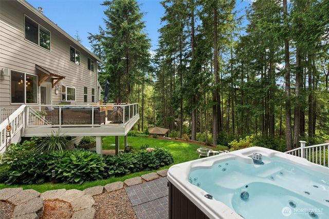 6722 77th Avenue Ct NW, Gig Harbor, WA 98335
