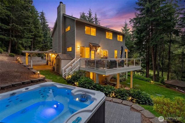 6722 77th Avenue Ct NW, Gig Harbor, WA 98335