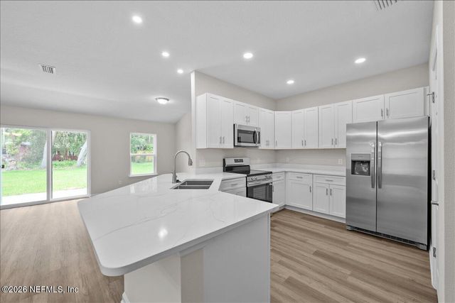302 S 14TH Street, Palatka, FL 32177