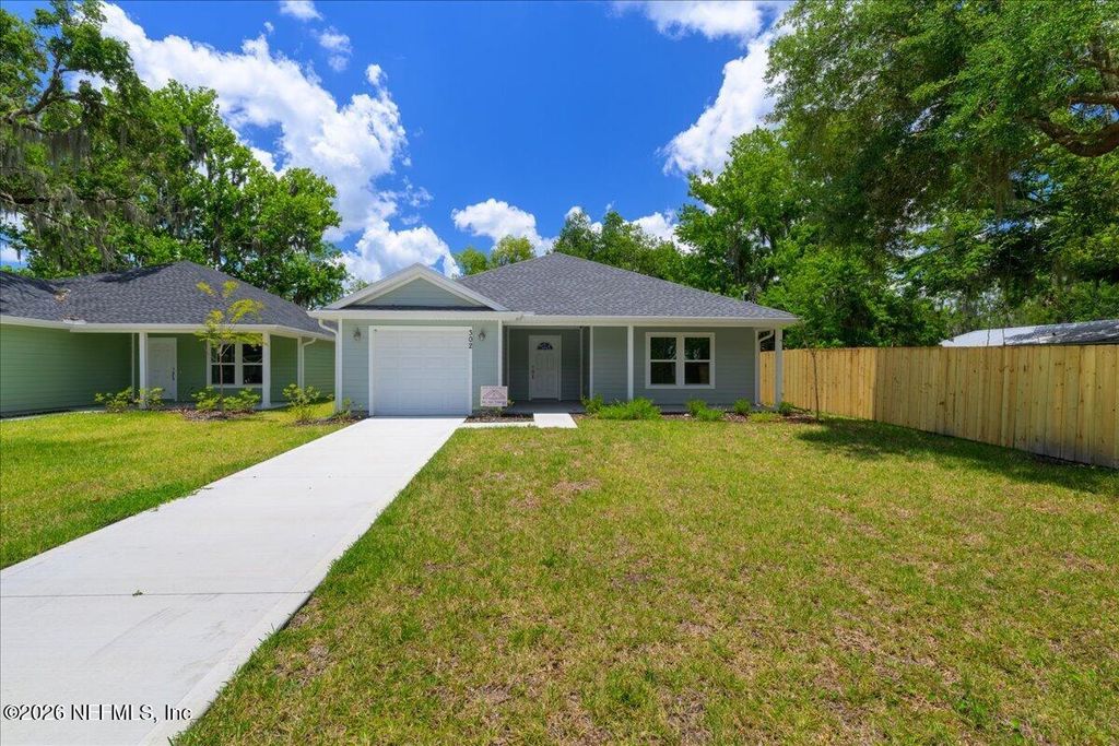 302 S 14TH Street, Palatka, FL 32177