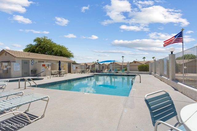 8571 S Navigator Place, Tucson, AZ 85756