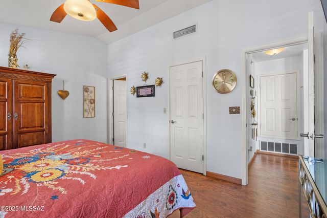 8571 S Navigator Place, Tucson, AZ 85756