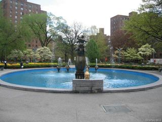 1469 West Avenue 1F, Bronx, NY 10462