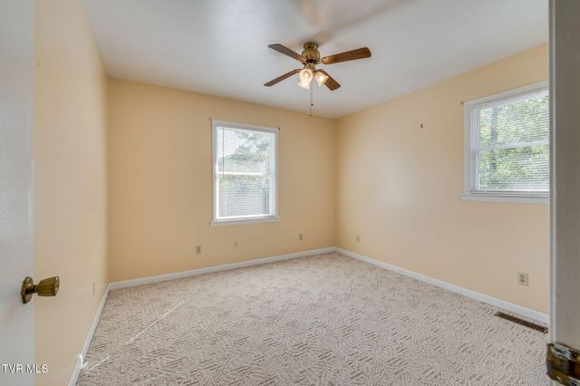117 Kelly Road, Pennington Gap, VA 24277