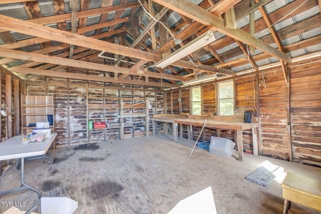 117 Kelly Road, Pennington Gap, VA 24277