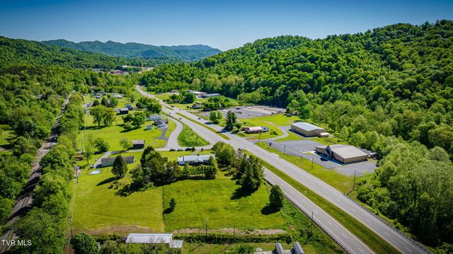 117 Kelly Road, Pennington Gap, VA 24277
