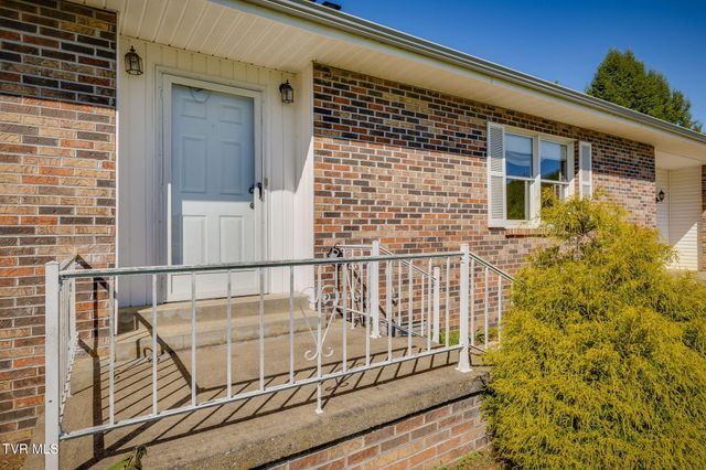 117 Kelly Road, Pennington Gap, VA 24277