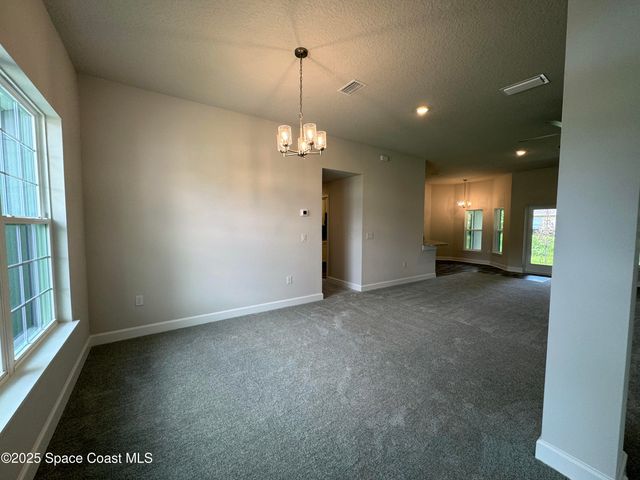 1370 Schumann Drive, Sebastian, FL 32958