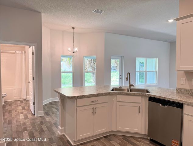 1370 Schumann Drive, Sebastian, FL 32958