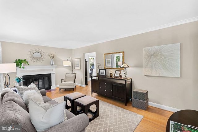8909 2ND AVE, Silver Spring, MD 20910