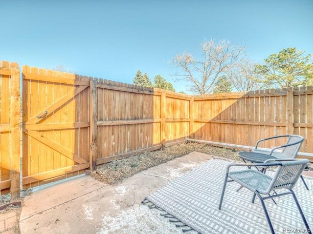 7165 S Gaylord St I-4, Centennial, CO 80122