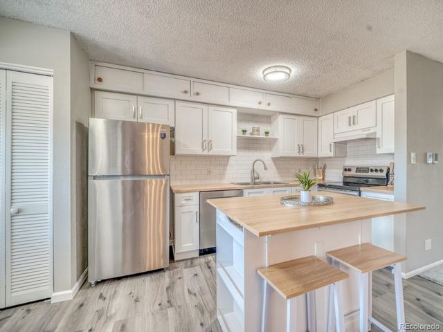 7165 S Gaylord St I-4, Centennial, CO 80122