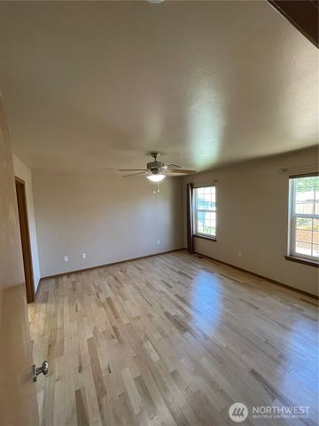 6209 25th Street NE, Tacoma, WA 98422