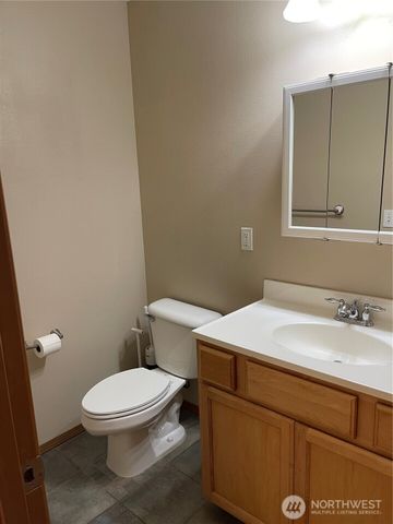 6209 25th Street NE, Tacoma, WA 98422