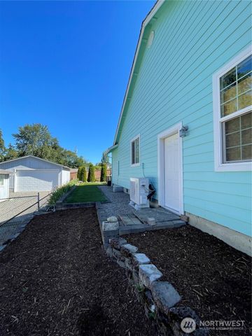 6209 25th Street NE, Tacoma, WA 98422
