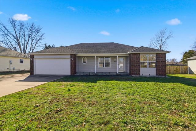 605 S Sunmeadow Drive, Strafford, MO 65757