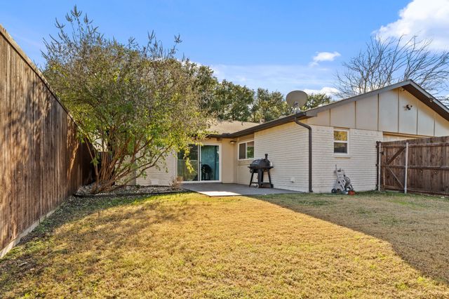 8605 Grumman Drive, Dallas, TX 75228