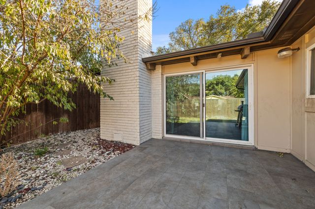 8605 Grumman Drive, Dallas, TX 75228