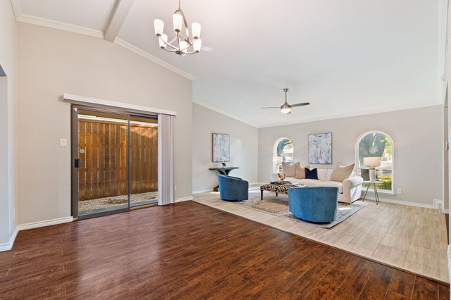 8605 Grumman Drive, Dallas, TX 75228