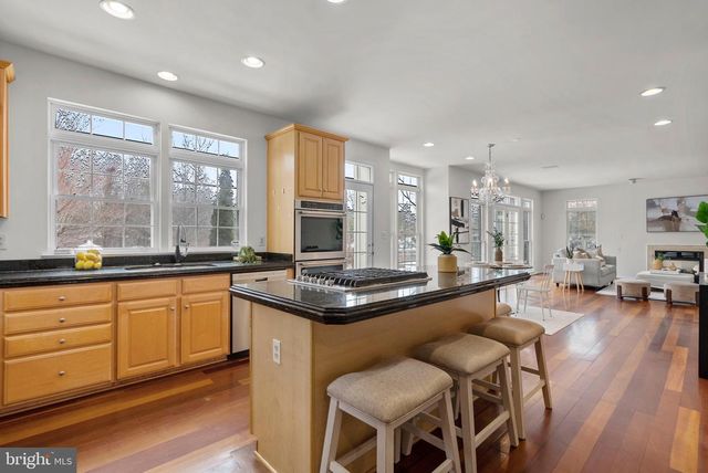 11525 SENECA FOREST CIRCLE, Germantown, MD 20876