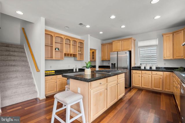 11525 SENECA FOREST CIRCLE, Germantown, MD 20876