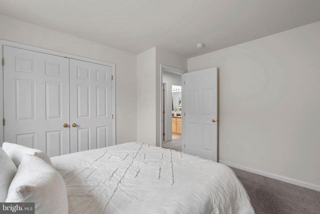 11525 SENECA FOREST CIRCLE, Germantown, MD 20876