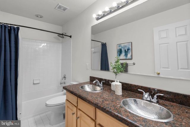 11525 SENECA FOREST CIRCLE, Germantown, MD 20876