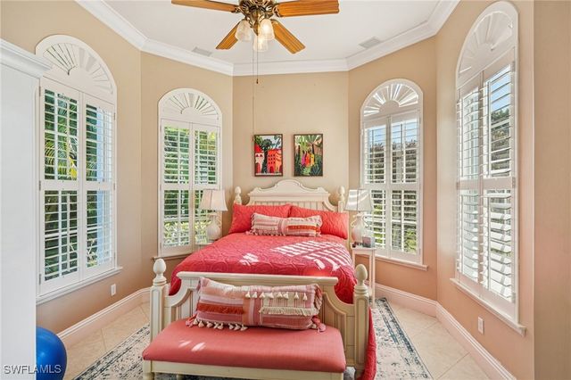 8983 Star Tulip CT, Naples, FL 34113