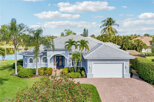 8983 Star Tulip CT, Naples, FL 34113