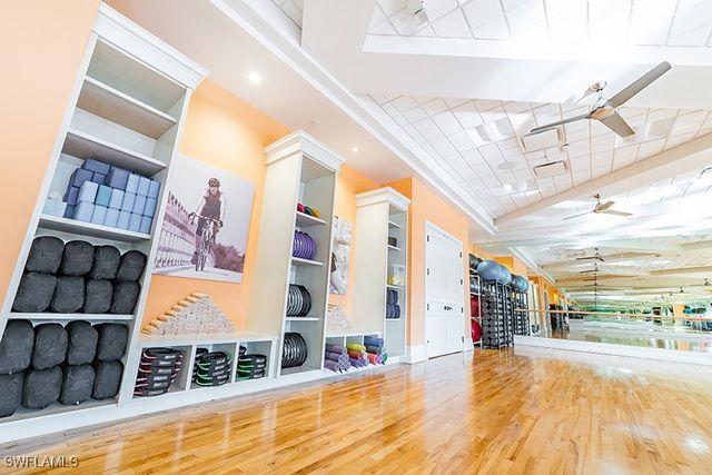 8983 Star Tulip CT, Naples, FL 34113