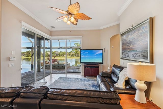 8983 Star Tulip CT, Naples, FL 34113