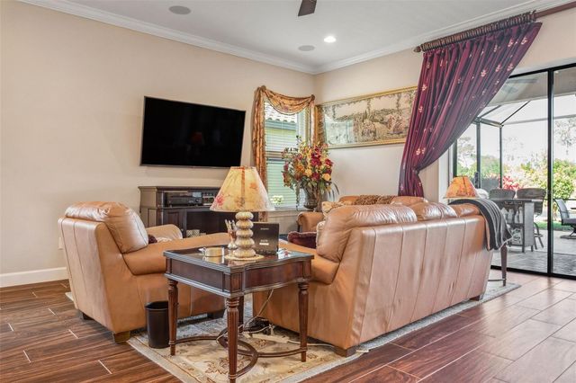 8530 GRAND ALBERATO ROAD, Tampa, FL 33647